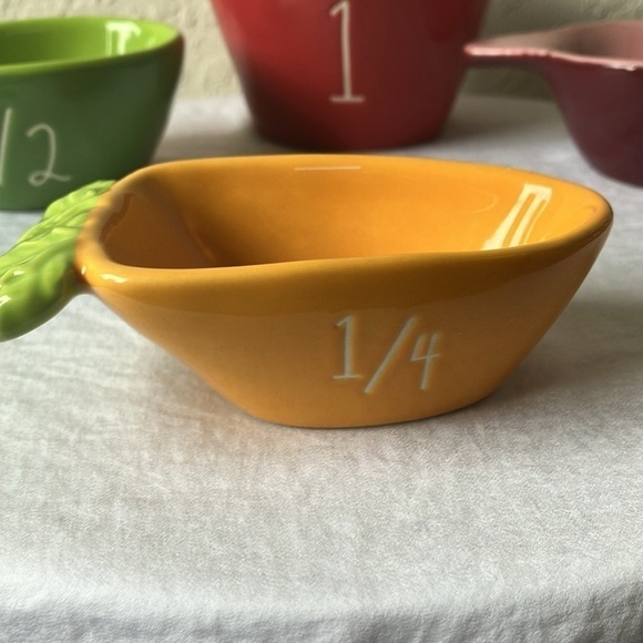 Rae Dunn: Ceramic Vegetable Measuring Cups- 1/4, 1/3, 1/2, 1 cups - Picture 6 of 16